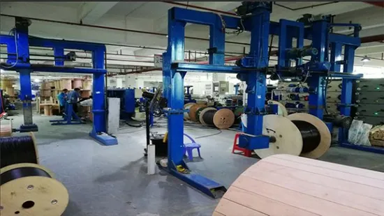 Outdoor Armored Singlemode Fiber Optic Cable with G652D Fiber HDPE Jacket GYXTW